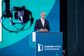 Øystein Olsen under Eiendom Norge konferansen 2021. Foto: Johnny Vaet Nordskog.