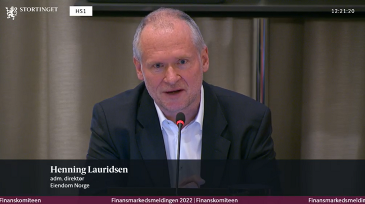 Henning Lauridsen under høring i Finanskomitéen i Stortinget.